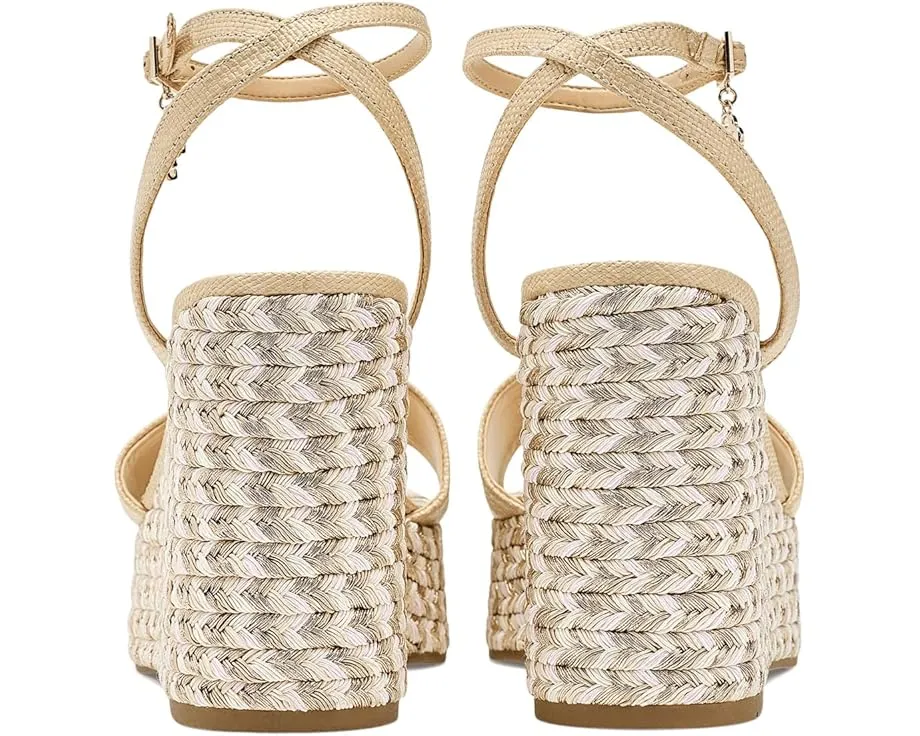 Босоножки GUESS Everly на платформе и клиновом каблуке