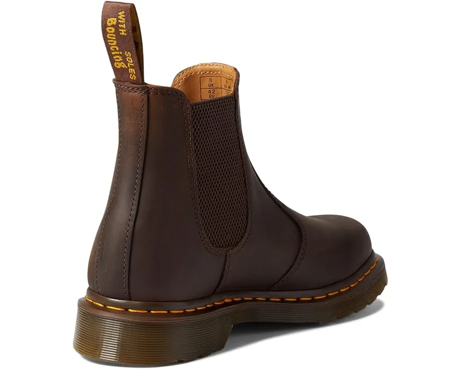 Челси Dr. Martens 2976 Yellow Stitch из гладкой кожи с минималистичным дизайном