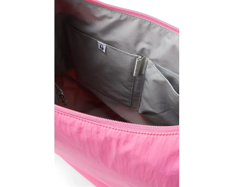 Baggallini сумка кроссбоди Swift Hobo из легкого нейлона с шестью карманами