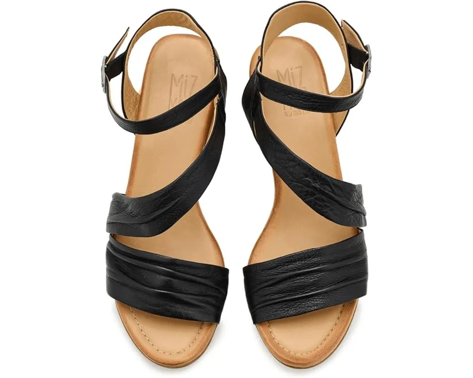 Босоножжки Miz Mooz Capri на каблуке с асимметричными ремнями