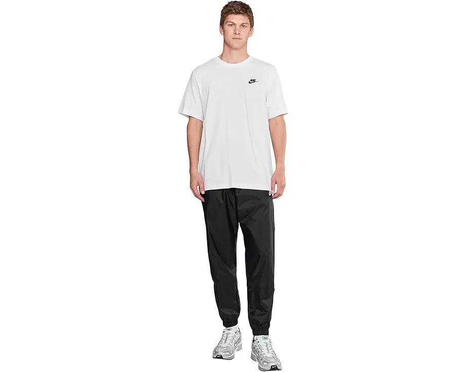 Футболка Nike Sportswear Club с вышитым логотипом Futura из 100% хлопка