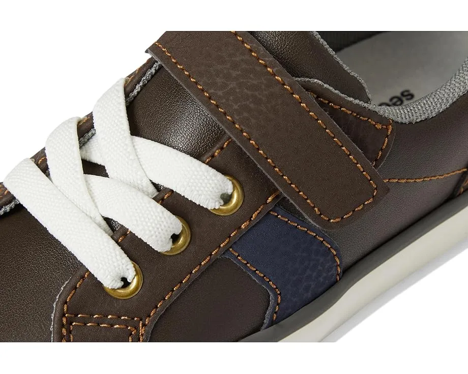 Детские кроссовки Connor с перекрестными шнурками и резиновым мыском от See Kai Run