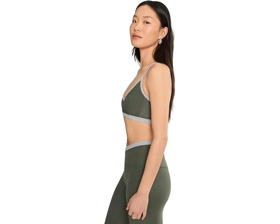 Beyond Yoga спортивный топ Spacedye Outlines Strappy Bra с ремешками