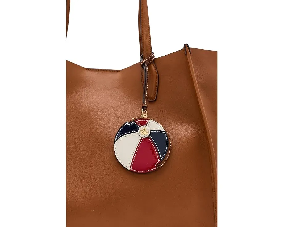 Маленькая кожаня сумочка Lauren Ralph Lauren с принтом пляжного мяча на запястье