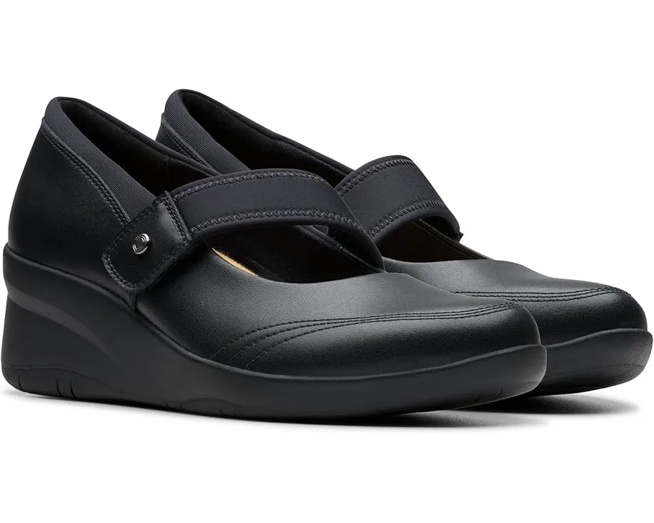 Туфли Clarks Suttyn May с круглым носком на клиновидном каблуке и застежкой на липучке