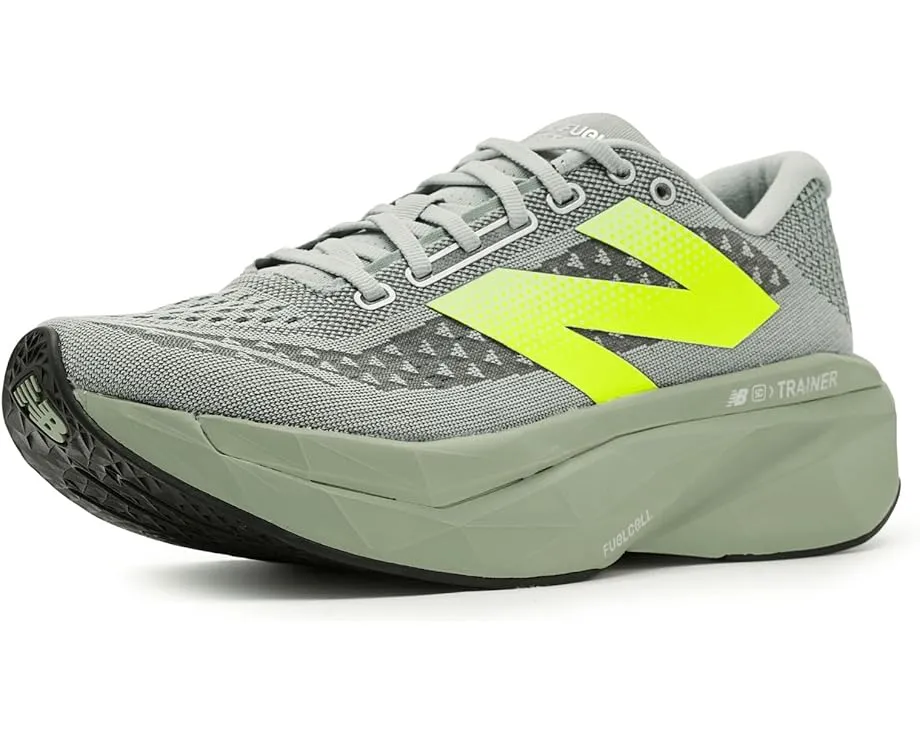 Беговые кроссовки New Balance FuelCell SuperComp Trainer v3 с карбоновой пластиной