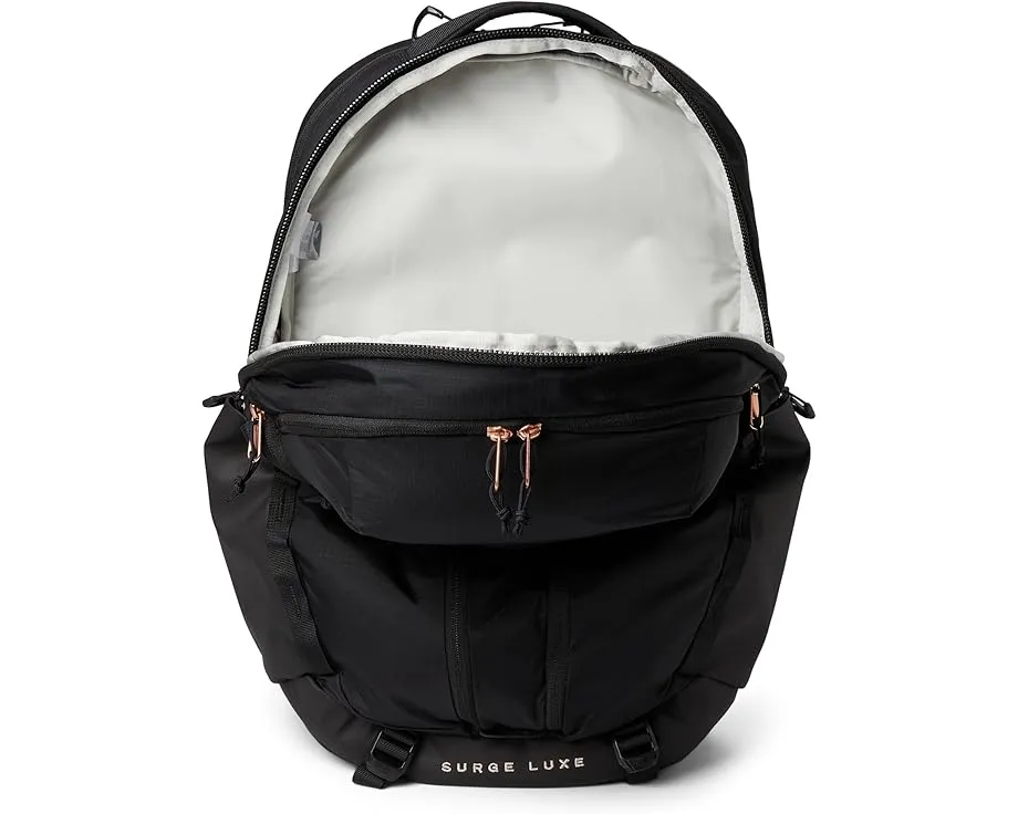 The North Face Женский рюкзак Surge Luxe с поддержкой ACA и отделом для ноутбука