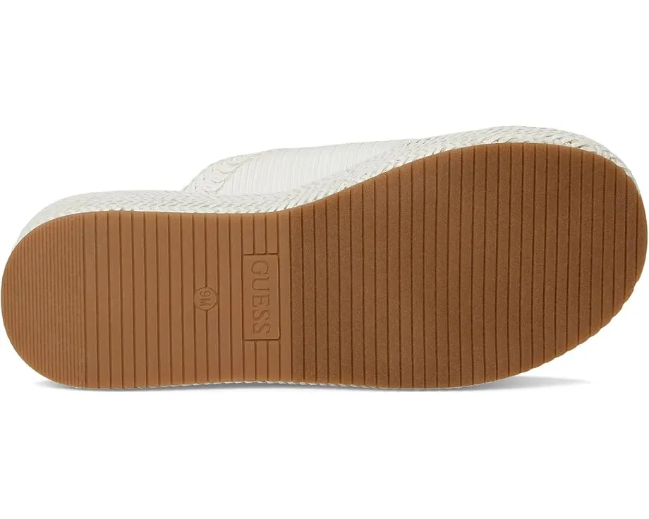 Сандалии GUESS Binks на платформе с плетеными деталями и крупной пряжкой