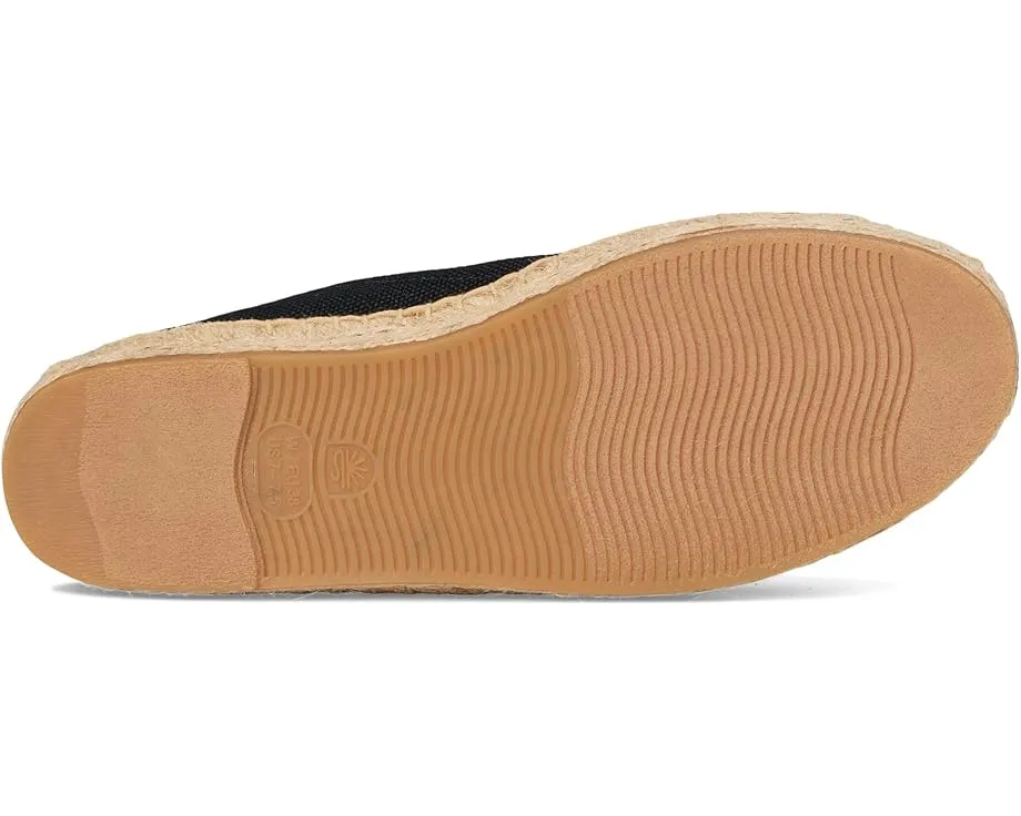 Эспадрильи Smoking Slipper от Soludos с миндалевидным носком и джутовой подошвой