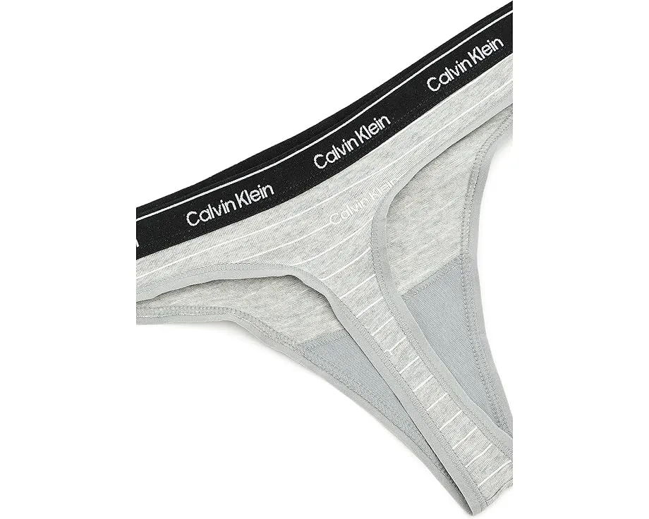 Трусы-стринги Calvin Klein Underwear Icon Logo 7 шт с фирменной резинкой