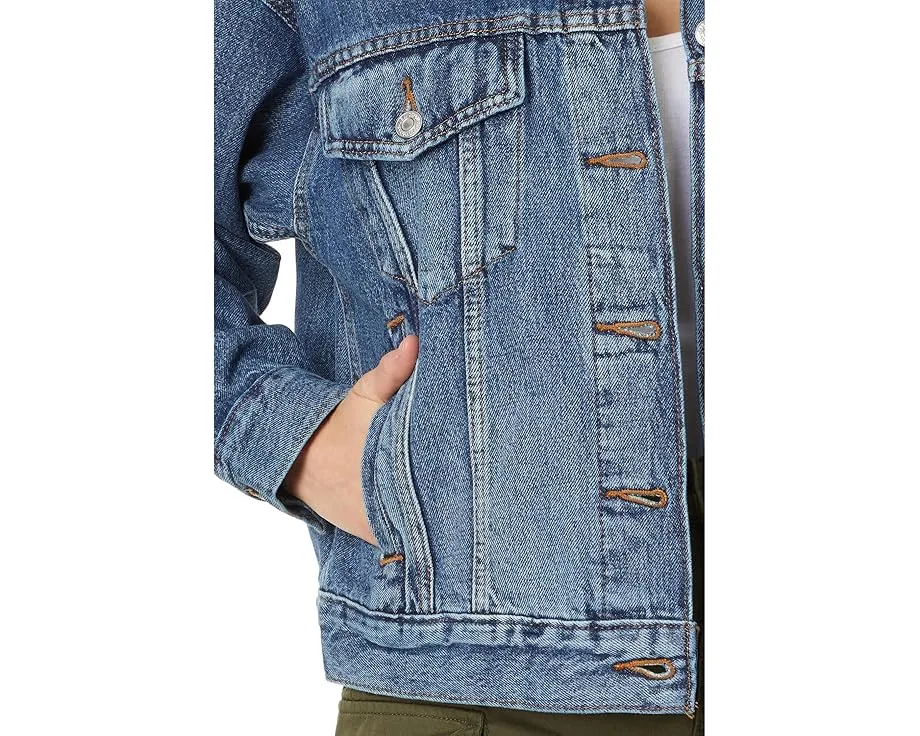 Джинсовая куртка Levi's 90s Trucker с потертостями и накладными карманами