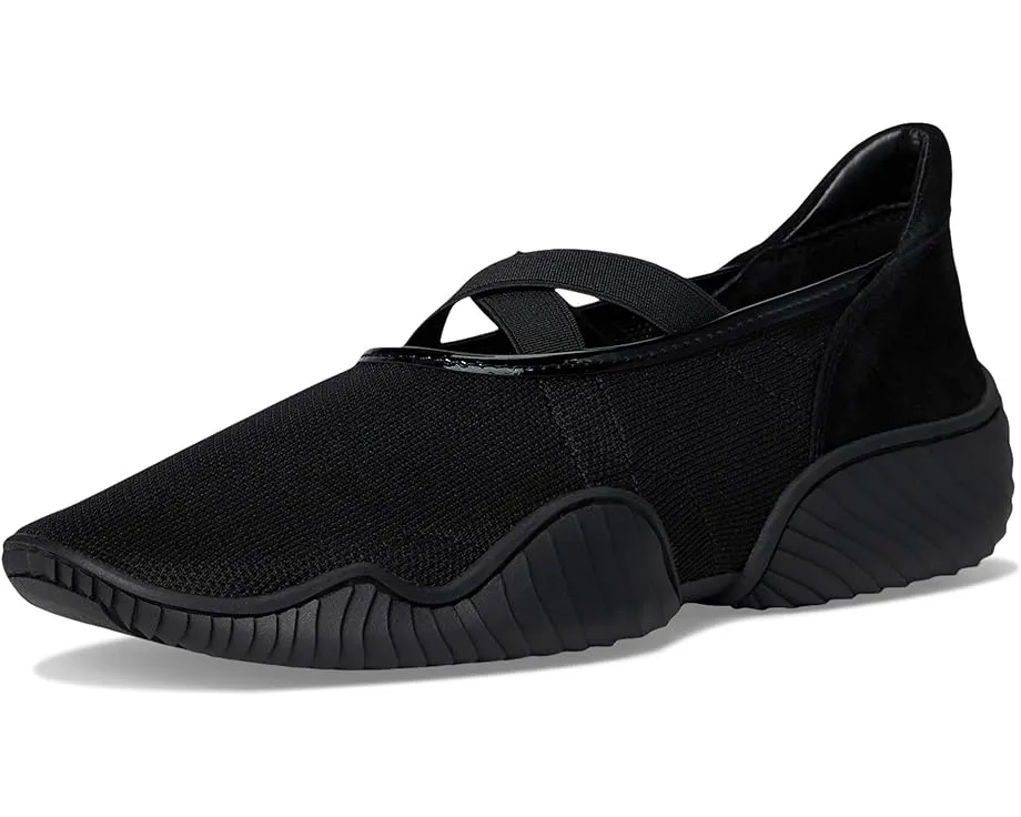 Кроссовки Steve Madden Vador с перекрестными резинками и сетчатым верхом