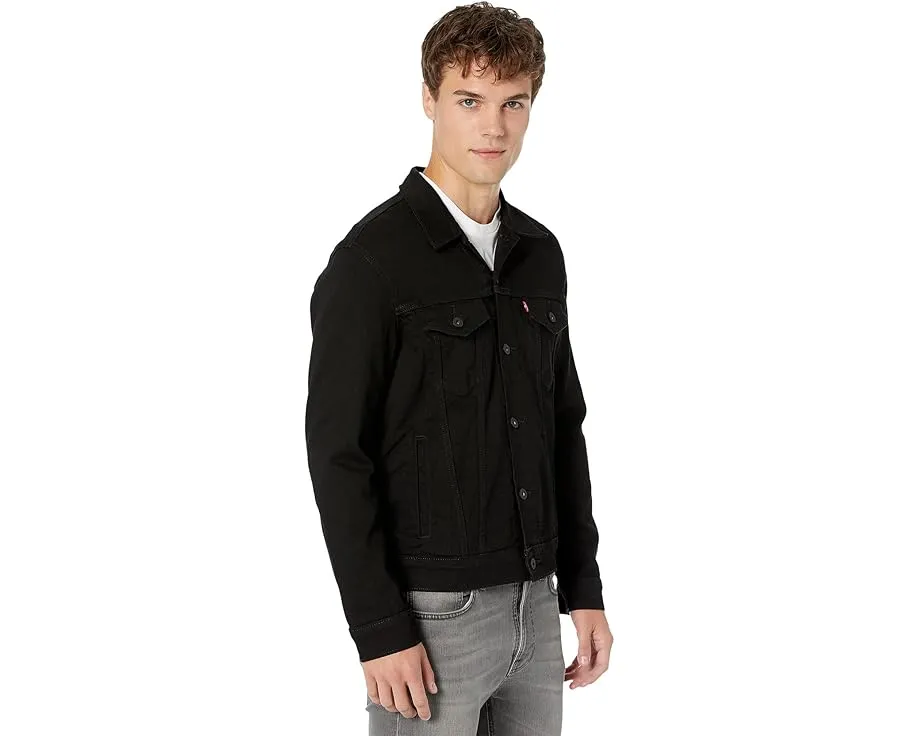 Куртка Trucker от Levi's с классическим дизайном и накладными карманами