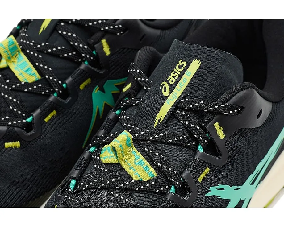 Трейловые кроссовки ASICS Fuji Lite 6 с переработанными материалами