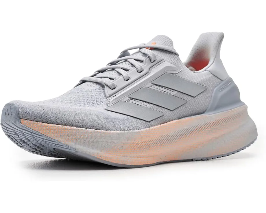 Беговые кроссовки Ultraboost 5x от adidas с технологией BOOST и системой Torsion