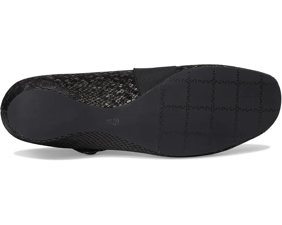 Туфли Vaneli Mary с квадратным носком и небольшим каблуком