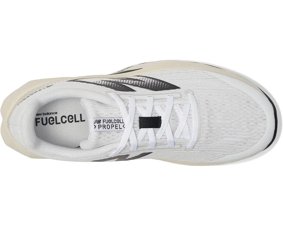 Кроссовки New Balance FuelCell Propel v5 для юных бегунов с промежуточной подошвой FuelCell