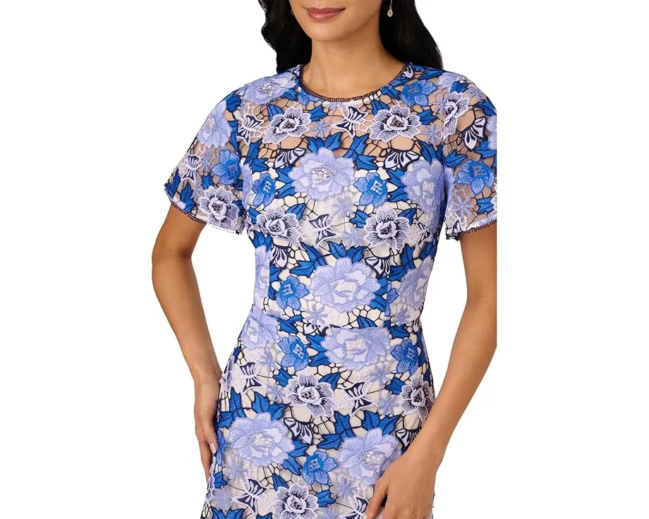 Короткое платье Adrianna Papell с цветочной вышивкой и широкими бретелями