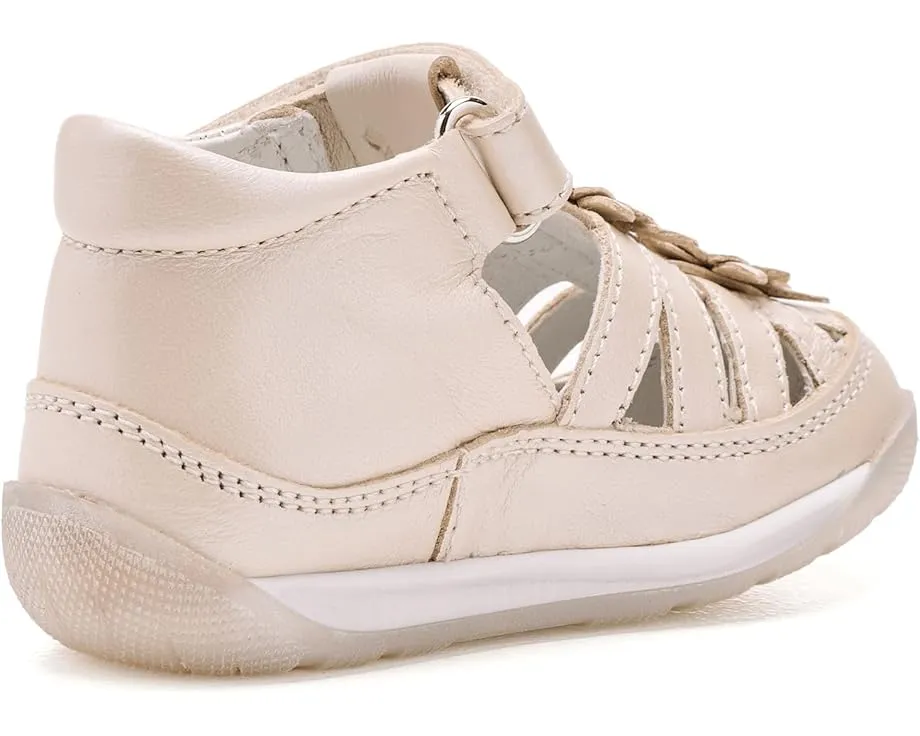 Сандалии Naturino Fersie для первых шагов с регулируемой липучкой