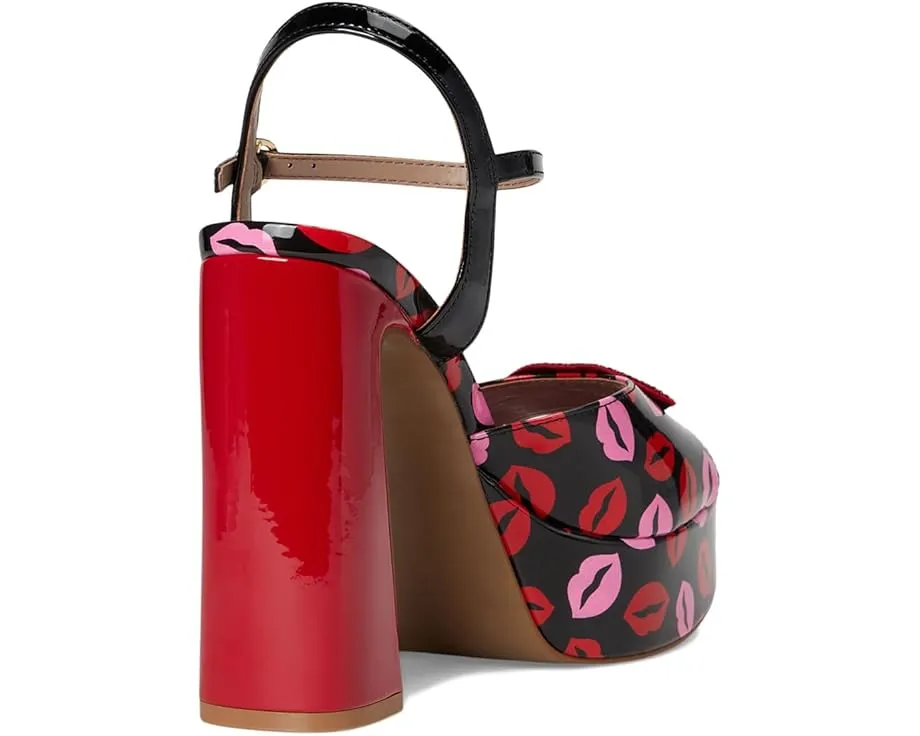 Босоножки Blue by Betsey Johnson Allyson на платформе с ремешком