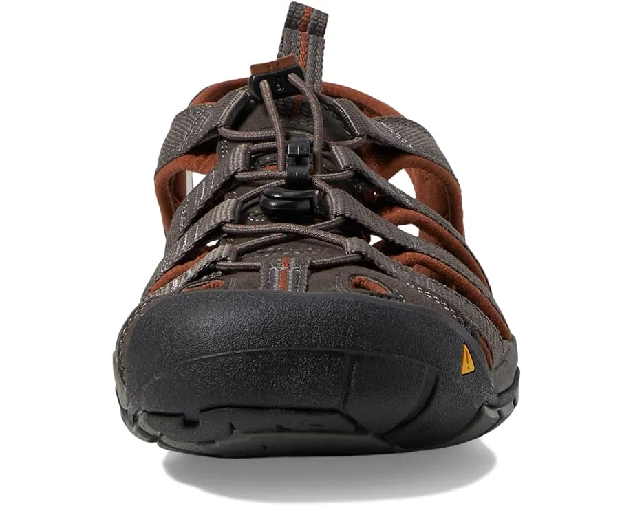 Сандалии KEEN Clearwater CNX с системой шнуровки на резинке