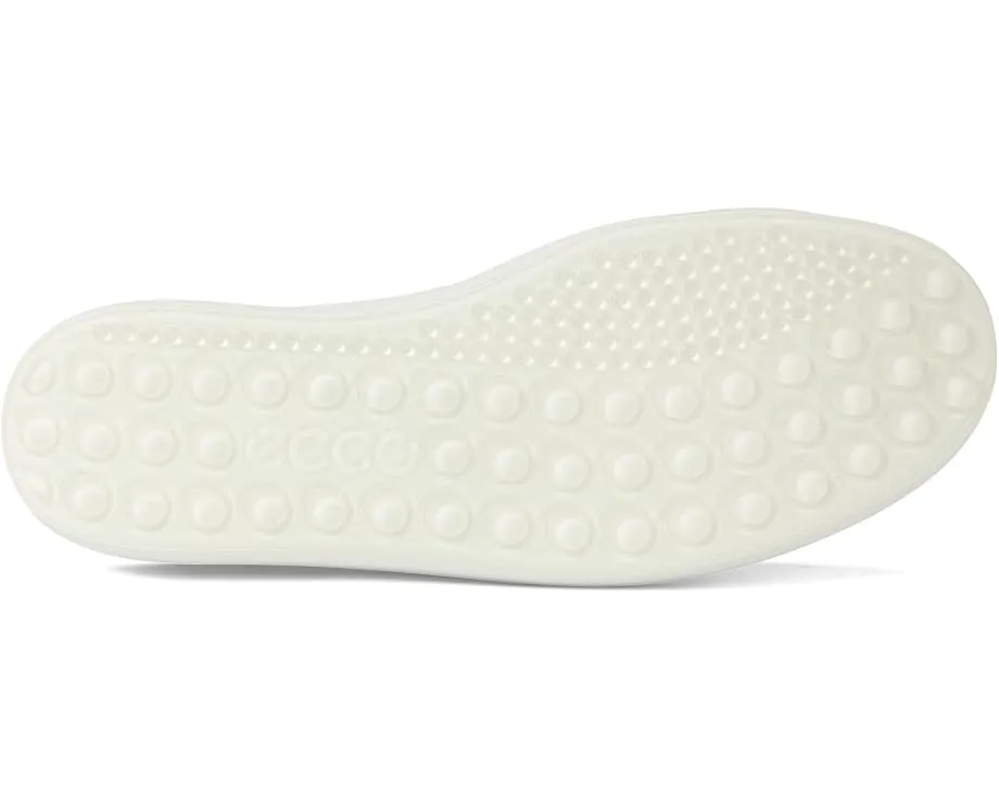 Soft 7 Slip-On Sneaker