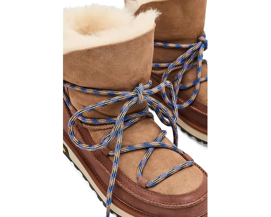Ботинки UGG Classic Tread на шнуровке