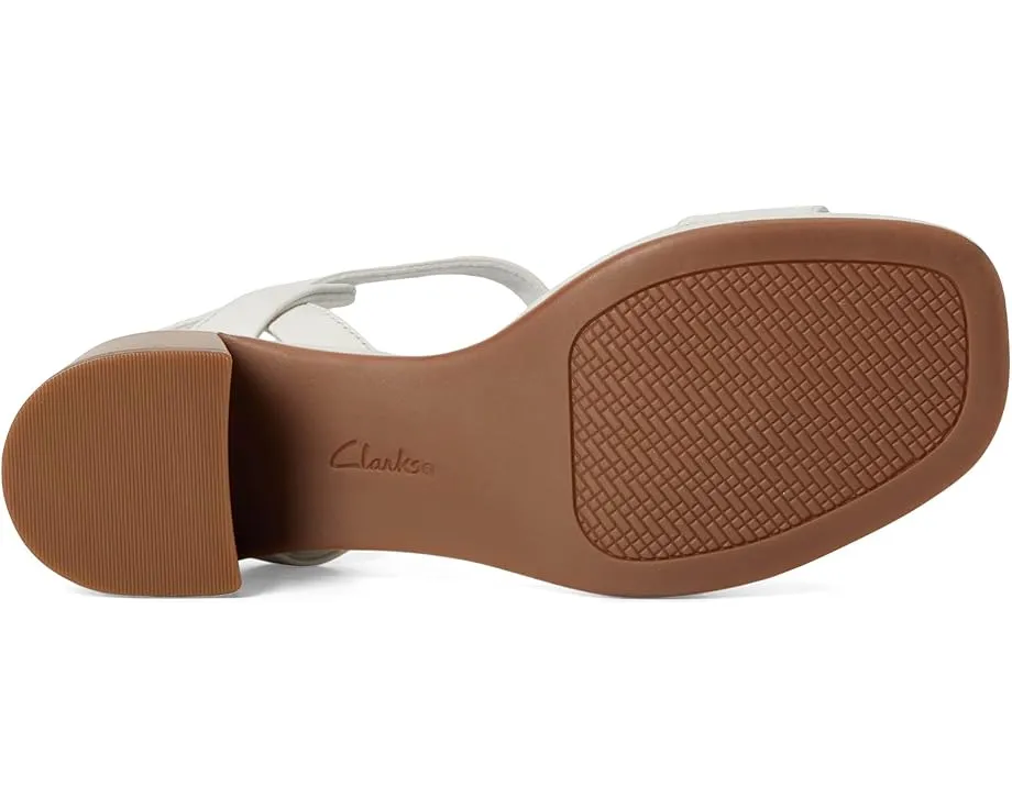 Сандалии Clarks Jaylan Ray на платформе с ремешком и пряжкой