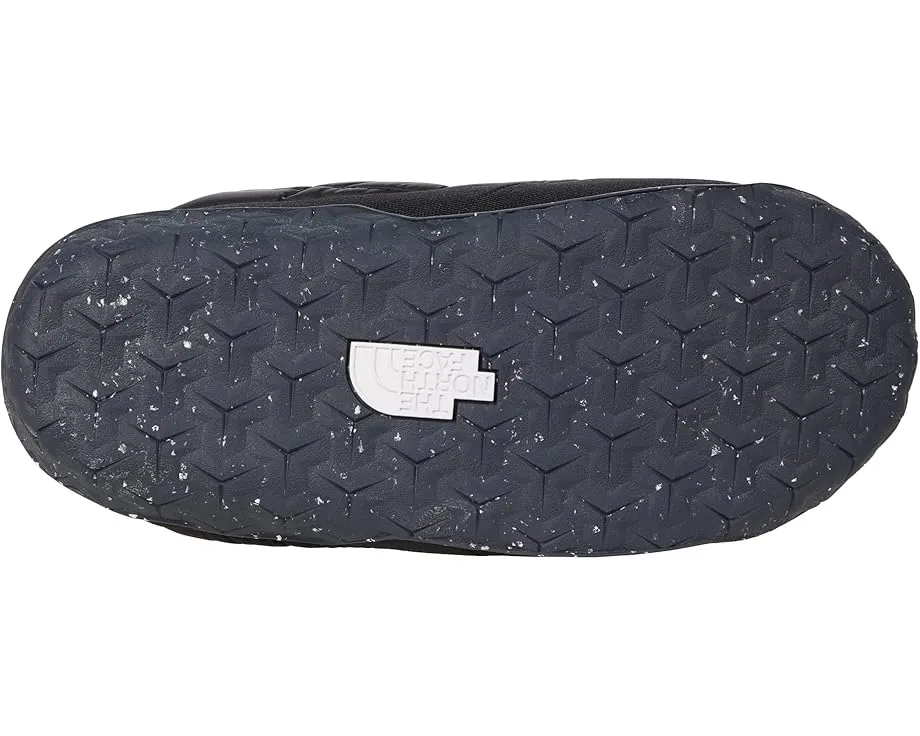 Тапочки The North Face Nuptse Mule с утеплителем из пуха и верхом из переработанного материала