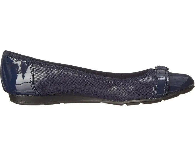 Классические мокасины Sport Able с декоративной пряжкой от Anne Klein