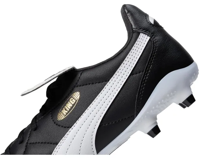 Королевские бутсы PUMA King Top Firm Ground для натуральных и искусственных покрытий
