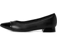Балетки Natalyn Dusk от Clarks с заостренным носком и пряжкой