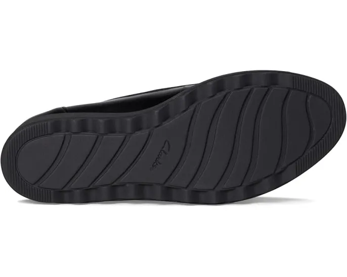 Лоферы Clarks Sharon Pace на платформе с подошвой EVA и стелькой Ortholite
