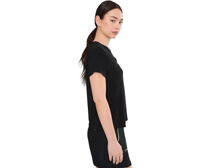 Футболка Jamie Sadock с круглым вырезом и защитой от солнца