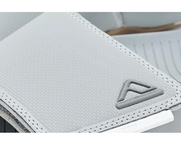 Сандалии Reef Phantom Slab с пеной Phantom Foam