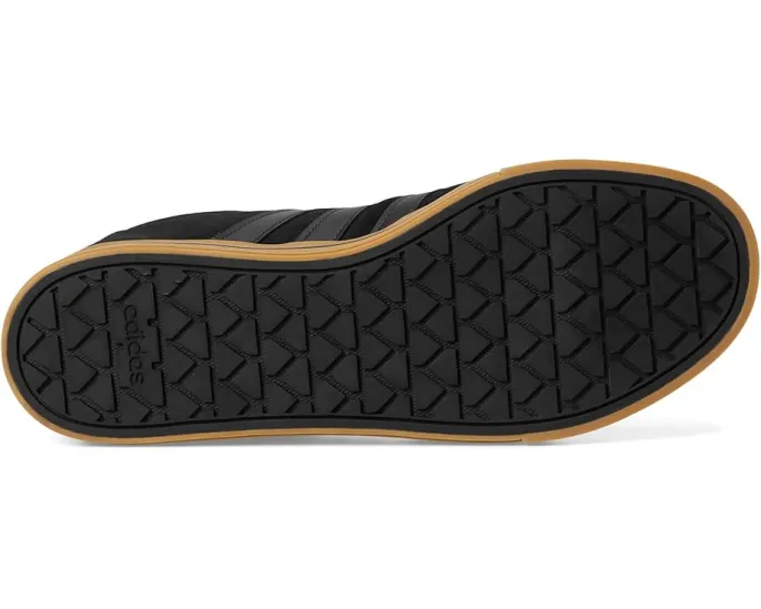 Кроссовки Adidas Daily 4.0 с текстильным верхом и усиленным носком