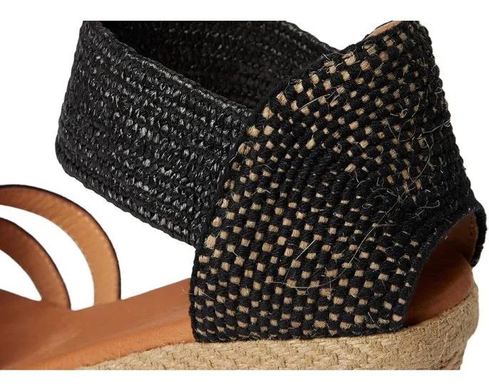 Сандалии Adin на танкетке из эластичной рафии с открытым носком