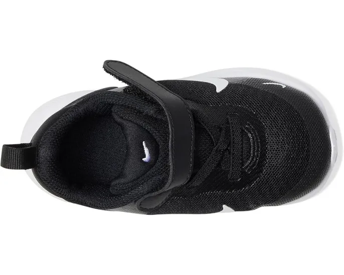 Детские кроссовки Nike Kids Revolution 7 с упругой пеной для малышей
