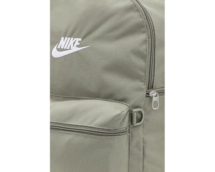 Рюкзак Heritage Backpack 2.0 от Nike с несколькими карманами