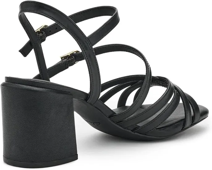 Вечерние сандалии Clarks Ezoria Strap на каблуке-платформе