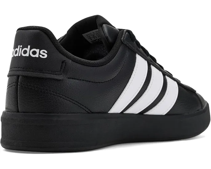 Кроссовки adidas Grand Court 3.0 с резиновым верхом