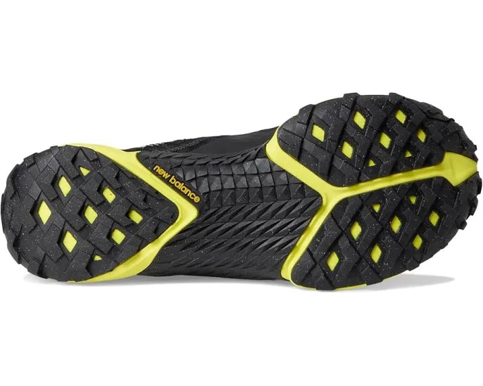 Трейловые кроссовки New Balance Minimus Trail с подошвой FuelCell
