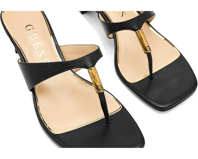 Сандалии-вьетнамки GUESS Yaiza с квадратным носком и квадратным каблуком