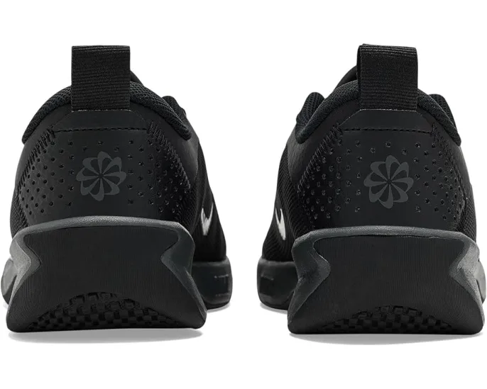 Кроссовки Nike Omni Multi-Court для подростков с классической шнуровкой