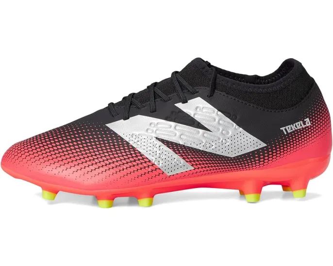 New Balance TEKELA MAGIQUE FG V4+ с шипами и низким силуэтом