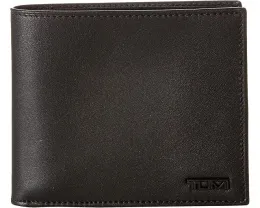 Кожаный кошелек Delta Global Center Flip ID Passcase от Tumi