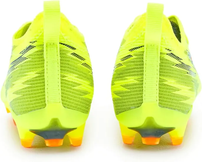 Детские футбольные бутсы PUMA Ultra Pro для твердых покрытий с сетчатым верхом