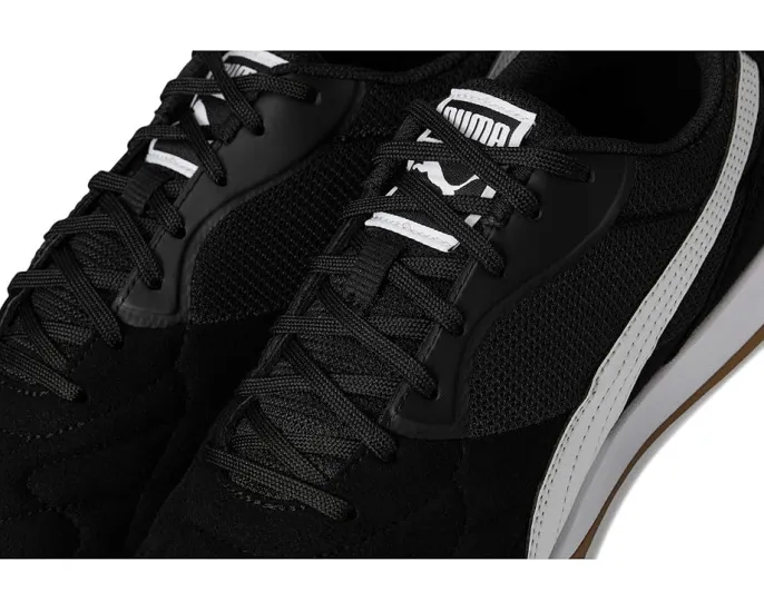 Футбольные бутсы Puma King Top для залов с декор-строчкой и мягким искусственным замшем
