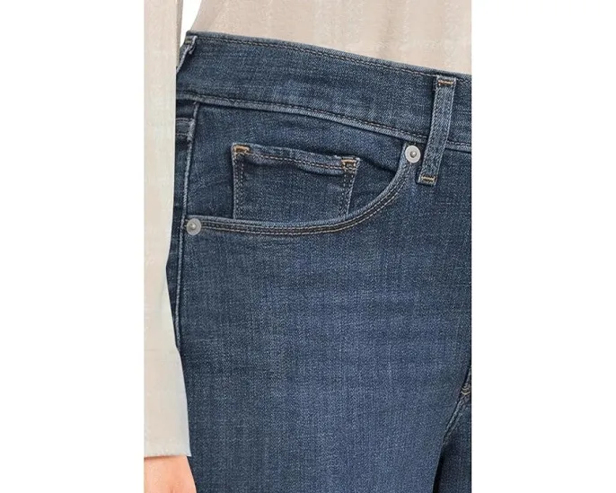Женские джинсы Levi's Womens Classic Bootcut с технологией WaterLess и кожаным патчем