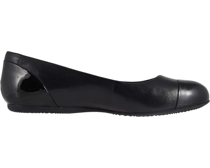 Туфли SoftWalk Sonoma Cap Toe с круглым носком